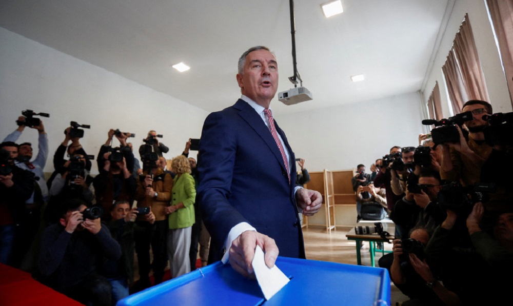 Heshtje zgjedhore ne Mal te Zi, Gjukanovic perballe Milatovic ne raundin e dyte